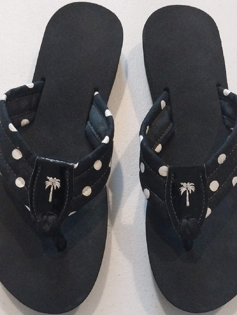 Eliza B Black Polka Dot Flip Flop Sandals with Palm Tree Accent